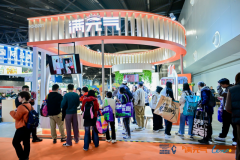 2025上海休博会盛大开幕:引领休闲度假全新生活方式